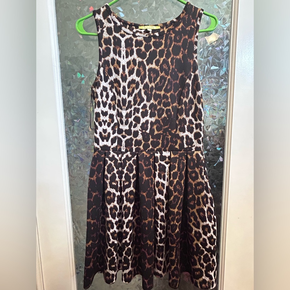 Gianni Bini Animal Print Top B3